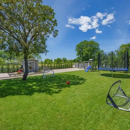 Acorn By Istrialux * Mali Vareški